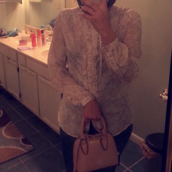 H&M Tops - H&m blouse